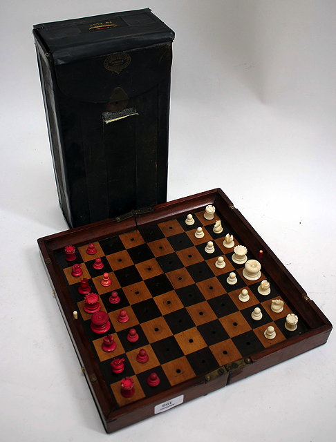 Appraisal: A JAQUES SON STATUS QUO MAHOGANY CASED CHESS SET with