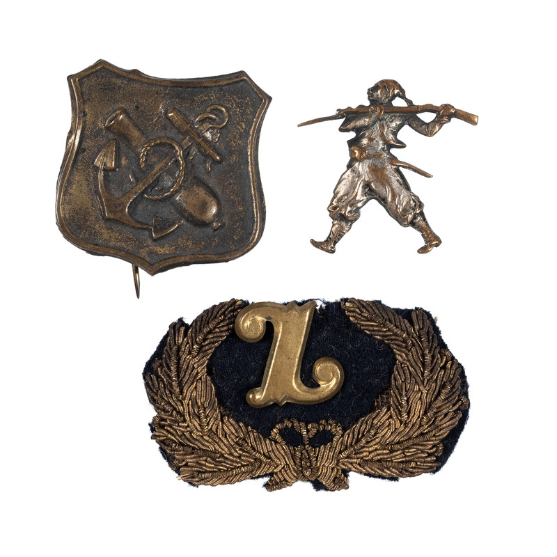 Appraisal: CIVIL WAR - ZOUAVES A group of likely postwar badges