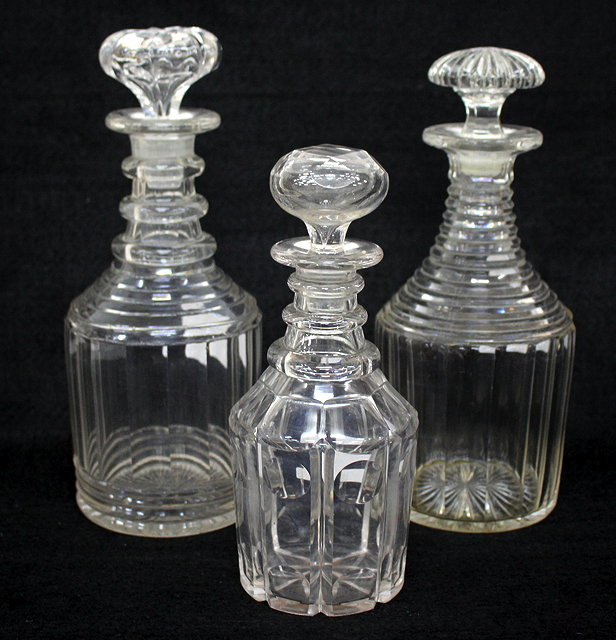 Appraisal: A REGENCY MALLET SHAPED GLASS DECANTER with mushroom shaped stopper