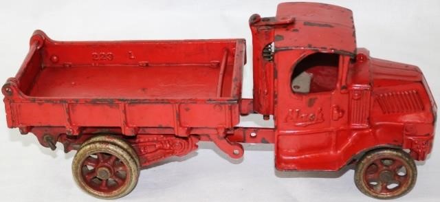 Appraisal: CAST IRON ARCADE MACK DUMP TRUCK CA S GOODORIGINAL PAINT