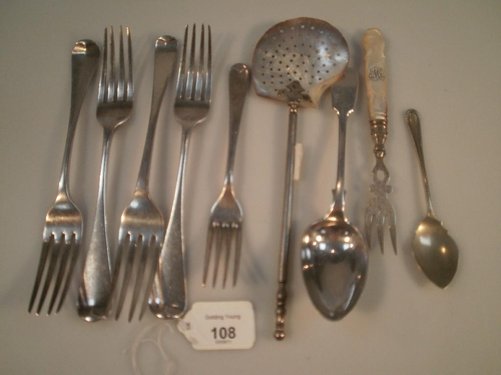 Appraisal: A mother of pearl handle plated pickle fork shell sugar