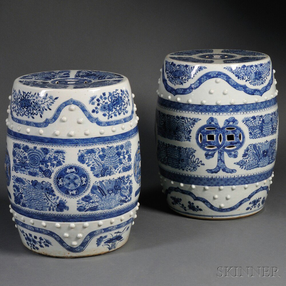 Appraisal: Near Pair of Chinese Export Porcelain Blue and White Fitzhugh