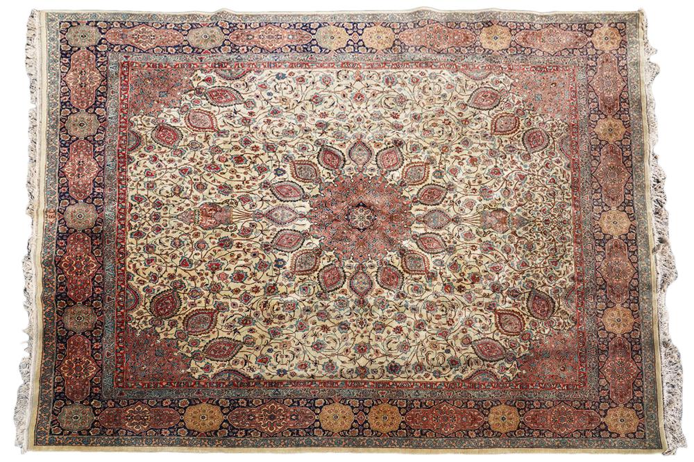 Appraisal: KASVIN PERSIAN CARPETKasvin Persian carpet with traditional medallion design and