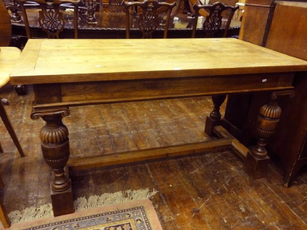 Appraisal: A good quality oak refectory table the rectangular top raised