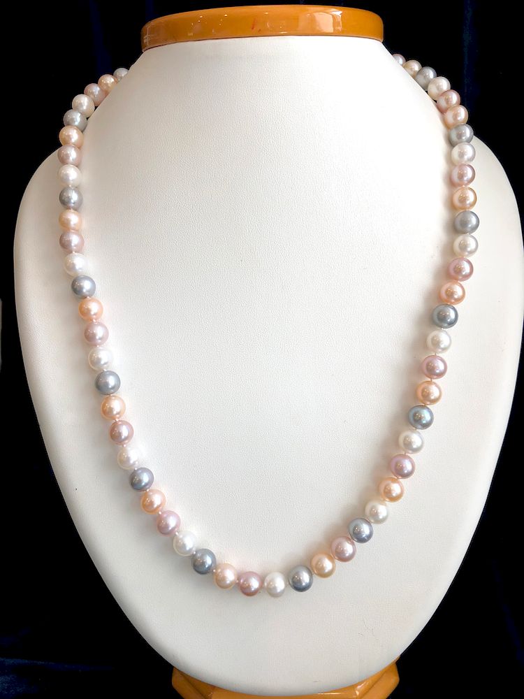 Appraisal: mm x mm Multi-Color Fresh Water Pearl Necklace mm x