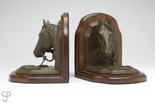 Appraisal: Harold T Holden Pair of horse head bookends the first