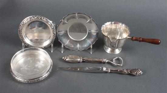 Appraisal: American sterling silver pipkin undertray two coasters a silver-handled cheese