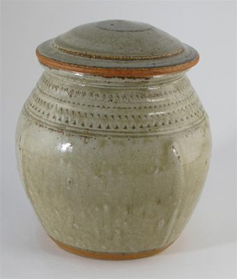 Appraisal: A Richard Batterham stoneware vase and cover covered in a