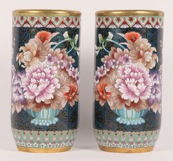 Appraisal: Chinese Cloisonne Pair Large Vases on Stands H