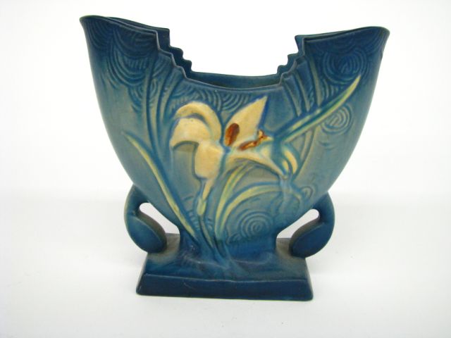 Appraisal: Roseville Pottery Zephyr Lily blue fan vase - has small