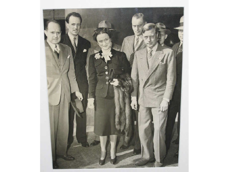 Appraisal: EDWARD VIII AND WALLIS SIMPSON Together with other dignitaries photograph