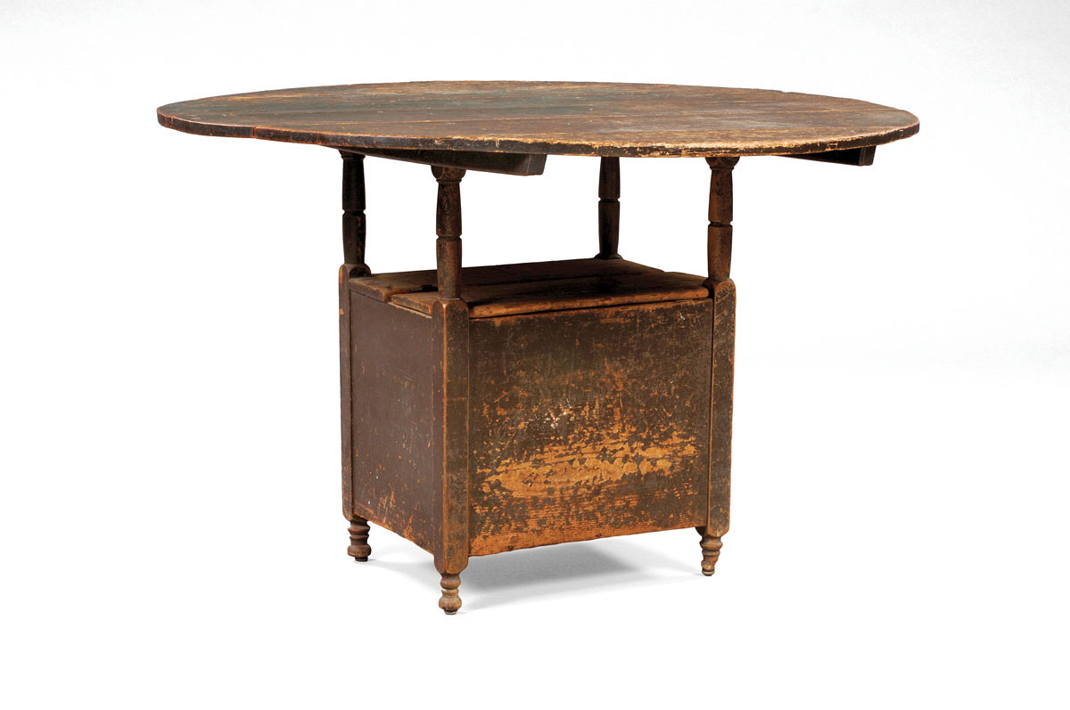 Appraisal: NEW ENGLAND PINE AND MAPLE HUTCH TABLE WITH ROUND TOP