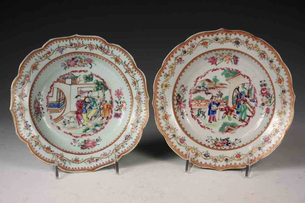 Appraisal: PAIR CHINESE EXPORT DISHES - Pair of Chinese Export Barbed