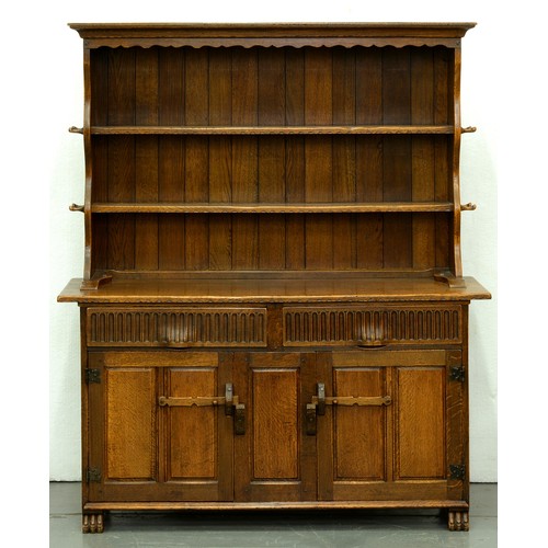 Appraisal: An oak dresser with boarded rack cm h x cm