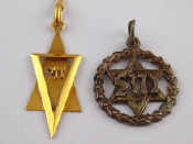 Appraisal: Judaica A yellow metal tests carat gold Magen David with