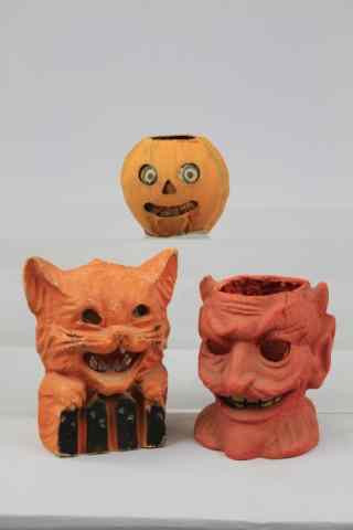 Appraisal: TWO PULP HALLOWEEN FIGURES AND JACK-O-LANTERN LANTERN Lot includes pulp