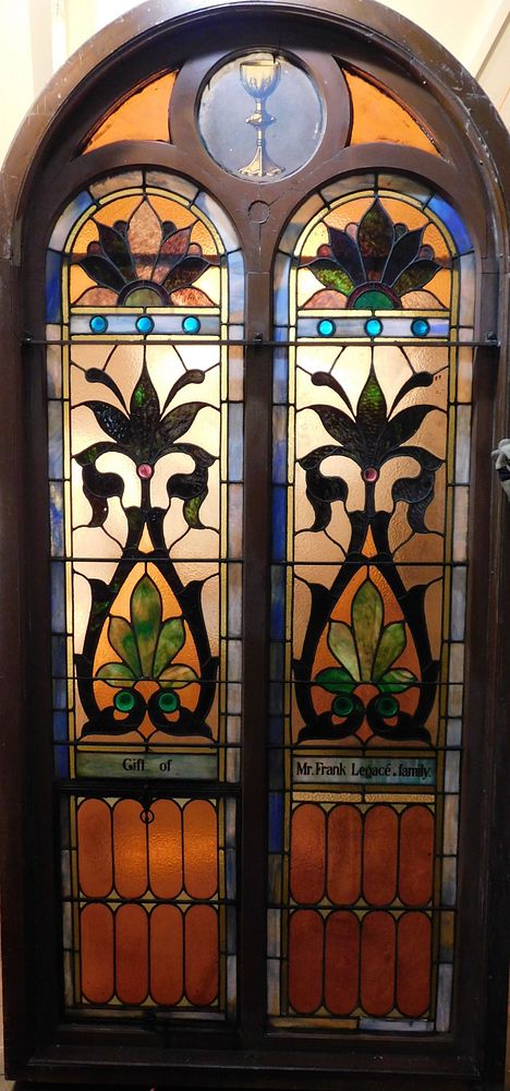 Appraisal: ANTIQUE FT LEADED GLASS WINDOW Victorian leaded glass window with