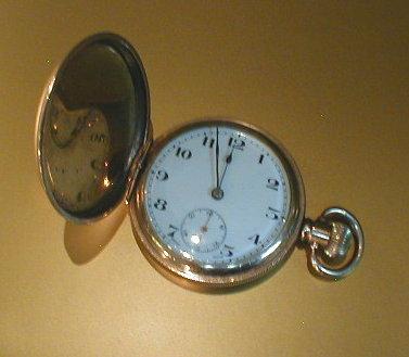 Appraisal: A gold plated full hunter pocket watch no names