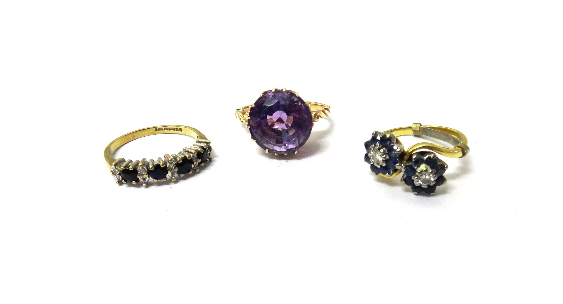 Appraisal: An ct gold sapphire and diamond set ring in a