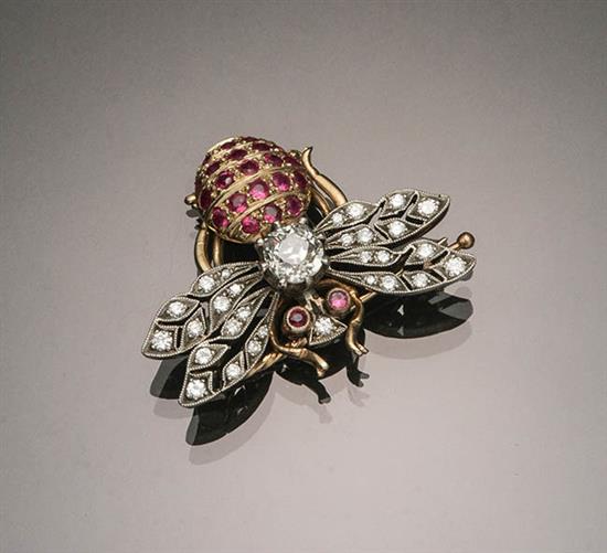 Appraisal: Tested -Karat Yellow-Gold Diamond and Ruby 'Bee' Pin Centered with