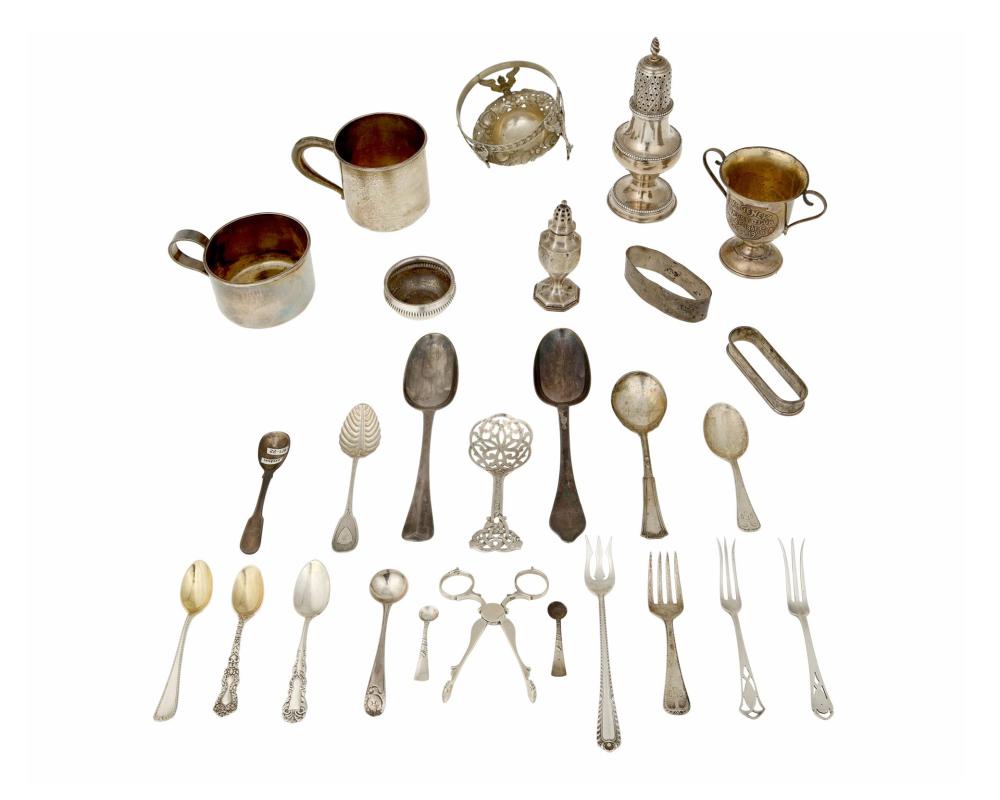 Appraisal: A GROUP OF STERLING SILVER HOLLOWARE AND FLATWAREA group of