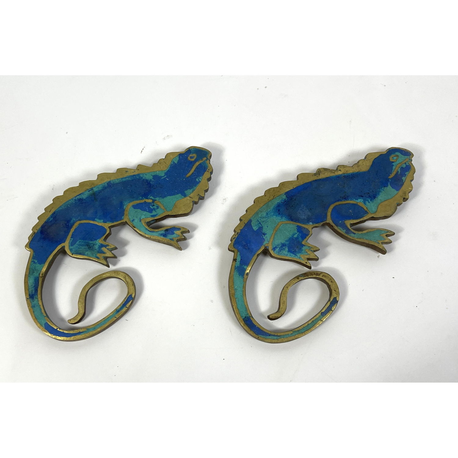 Appraisal: Pr Bronze Enameled Handles Iguanas Bronze frames Dimensions H inches