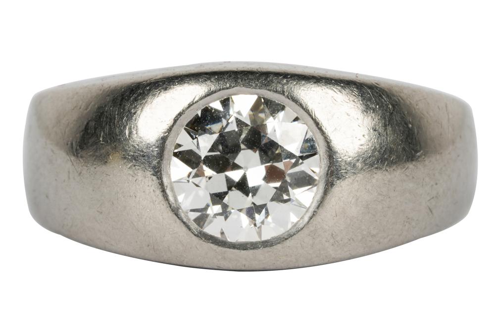 Appraisal: PALLADIUM DIAMOND RINGcentering one transitional cut diamond I VS weighing