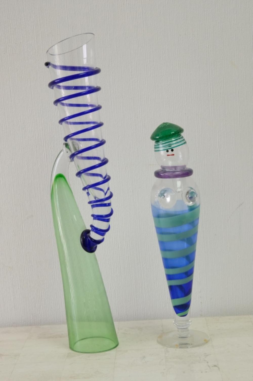 Appraisal: TWO PIECES CONTEMPORARY ART GLASSTwo pieces of contemporary art glass