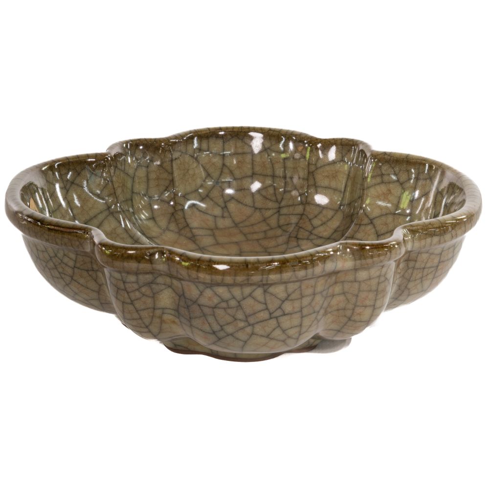 Appraisal: CHINESE GE WARE BOWLLobed oblong bowl having gray-green Ge-type glaze