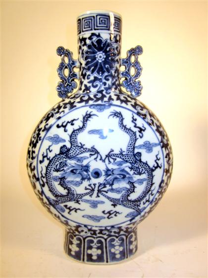 Appraisal: Large Chinese blue and white porcelain moon flask th century