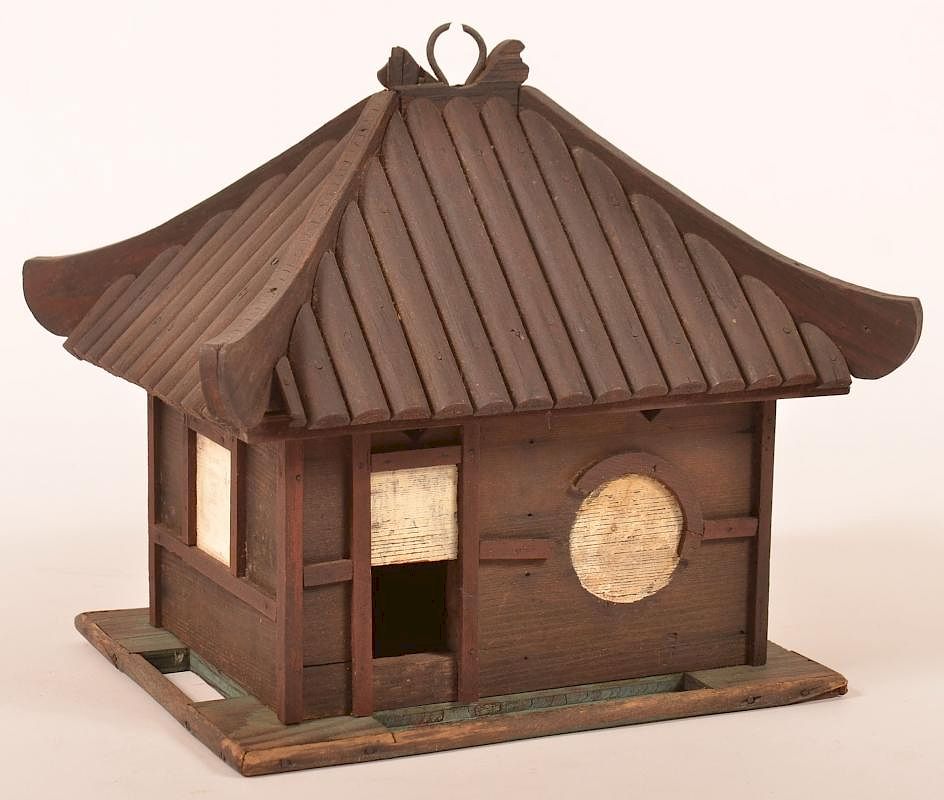 Appraisal: Vintage wood Pagoda Bird House Vintage wood Pagoda Bird House