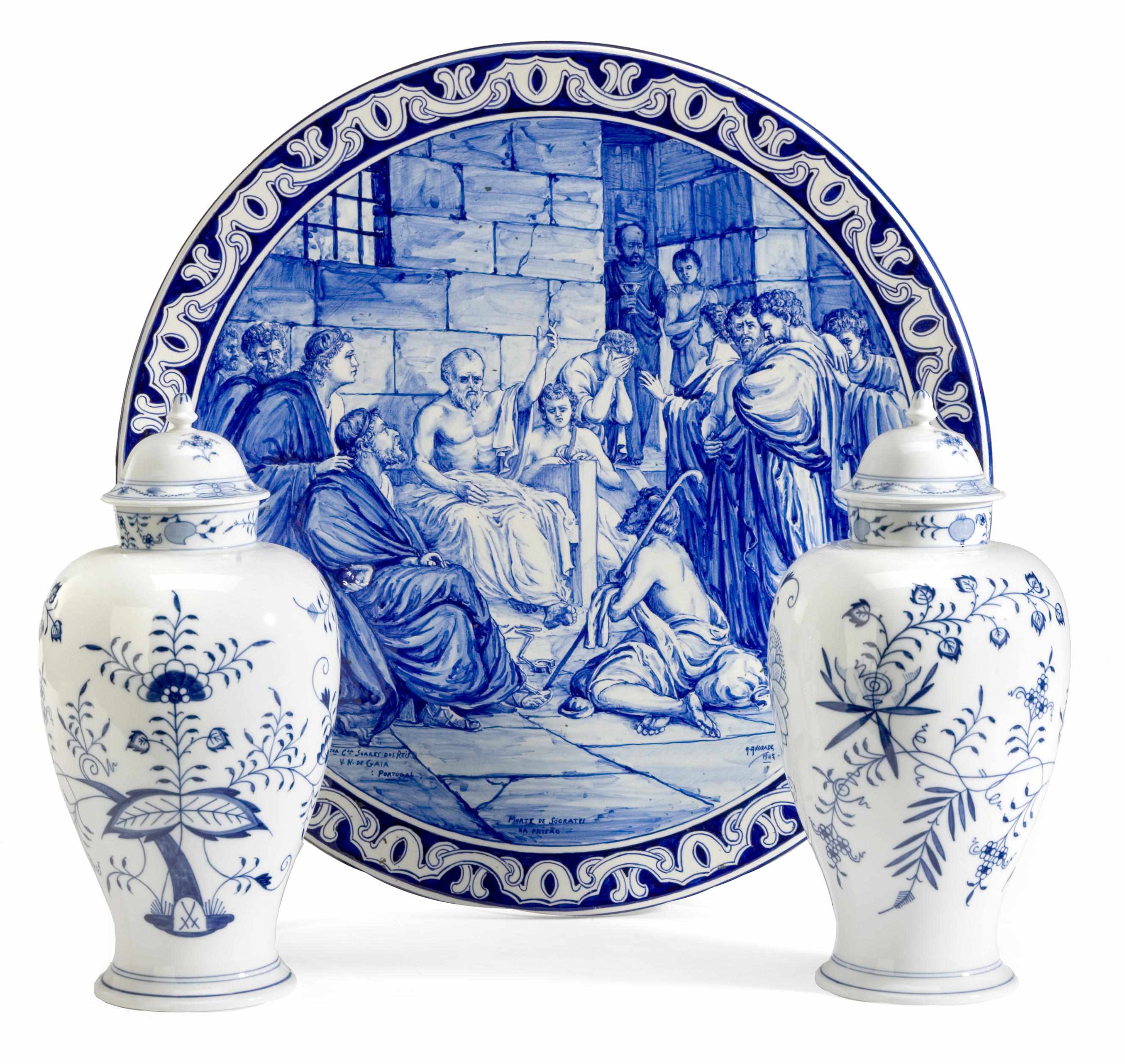 Appraisal: A group of three Continental blue and white table articles