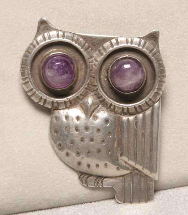 Appraisal: William Spratling Mexican silver owl brooch with amethyst cabochon eyes