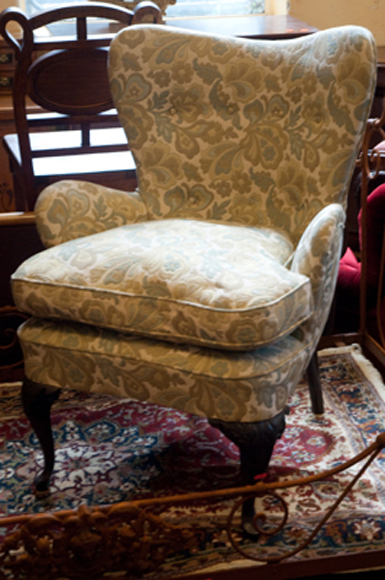 Appraisal: PERIOD BUTTERFLY ARM CHAIR