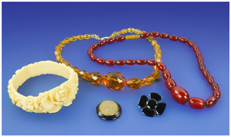 Appraisal: Small Collection Of Costume Jewellery Comprising Toffee Amber Necklace Lava