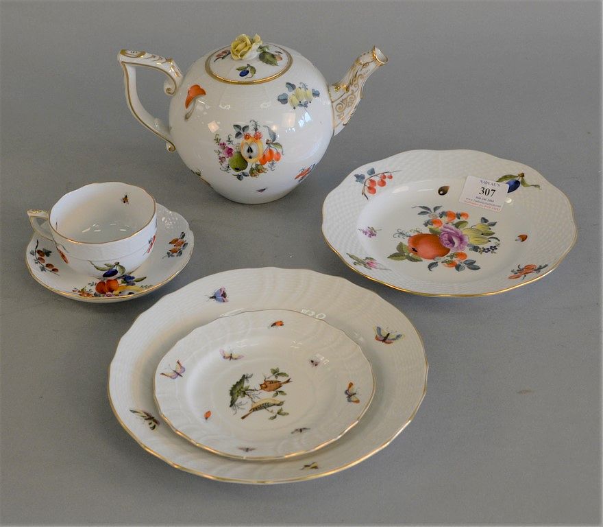 Appraisal: Forty two piece Herend porcelain set Meissen style with fruits