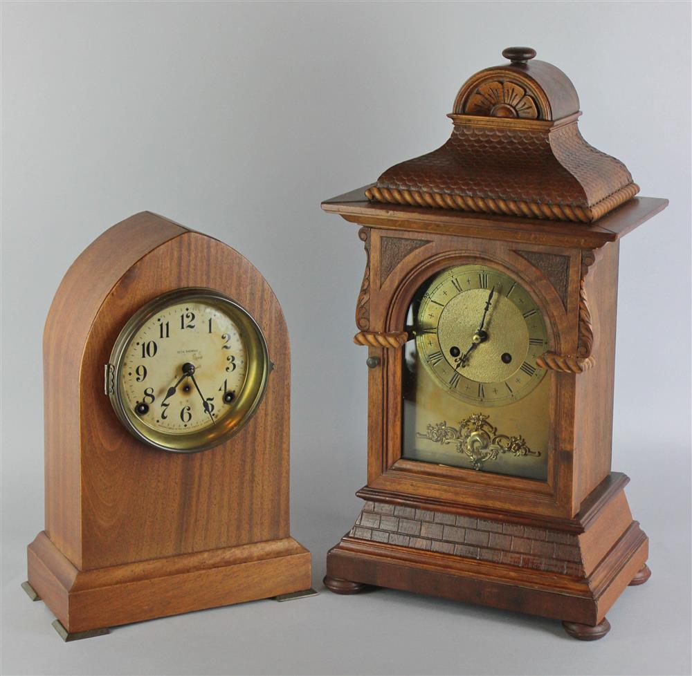 Appraisal: TWO WOOD MANTEL CLOCKS one Seth Thomas in arched wood