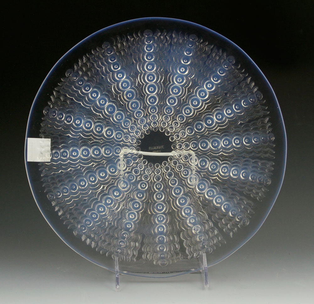 Appraisal: - R Lalique Oursins Plate R Lalique Oursins plate glass