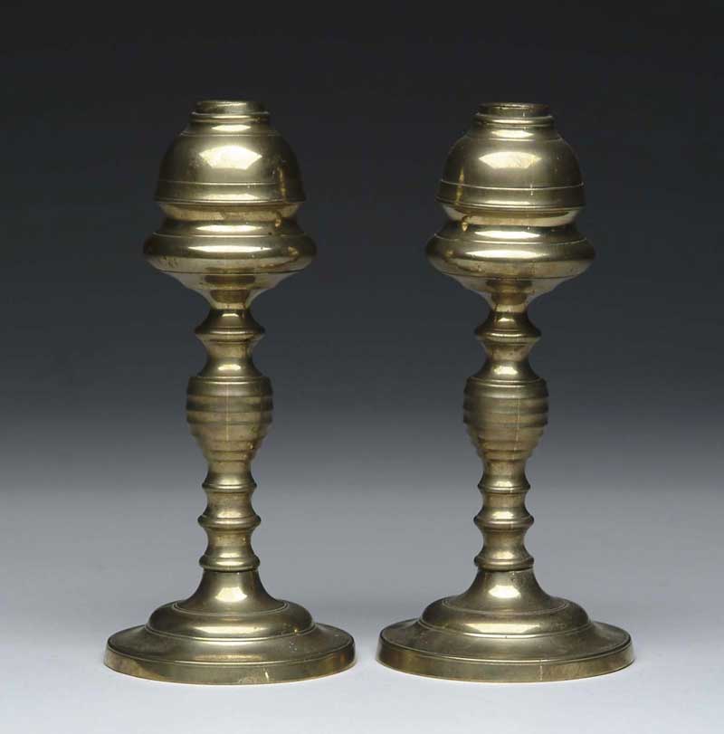 Appraisal: PAIR OF AMERICAN BRASS TURNED WHALE OIL LAMPS Attributed to