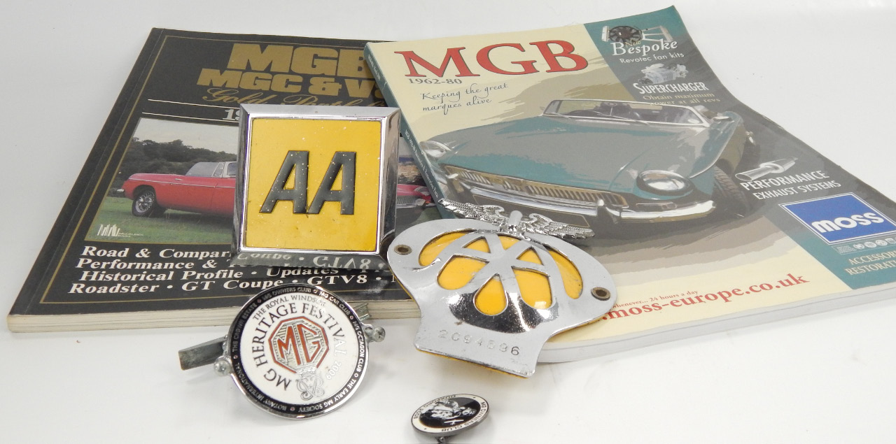 Appraisal: Automobilia comprising MG Owners Club manuals annuals etc with mid