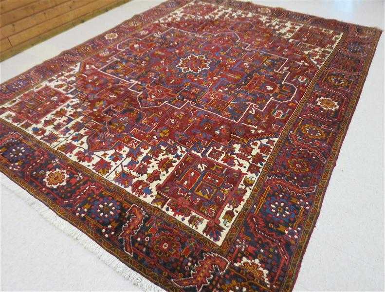 Appraisal: SEMI-ANTIQUE PERSIAN HERIZ CARPET Heris area East Azerbaijan Province northwestern