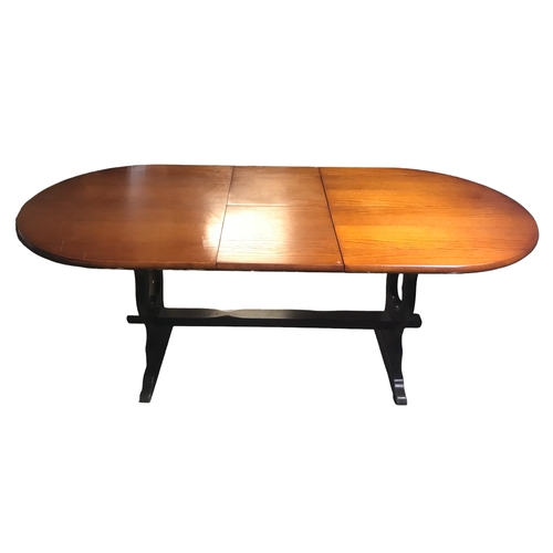 Appraisal: Mid Century Dining Room Table Extendable Centre with leaf