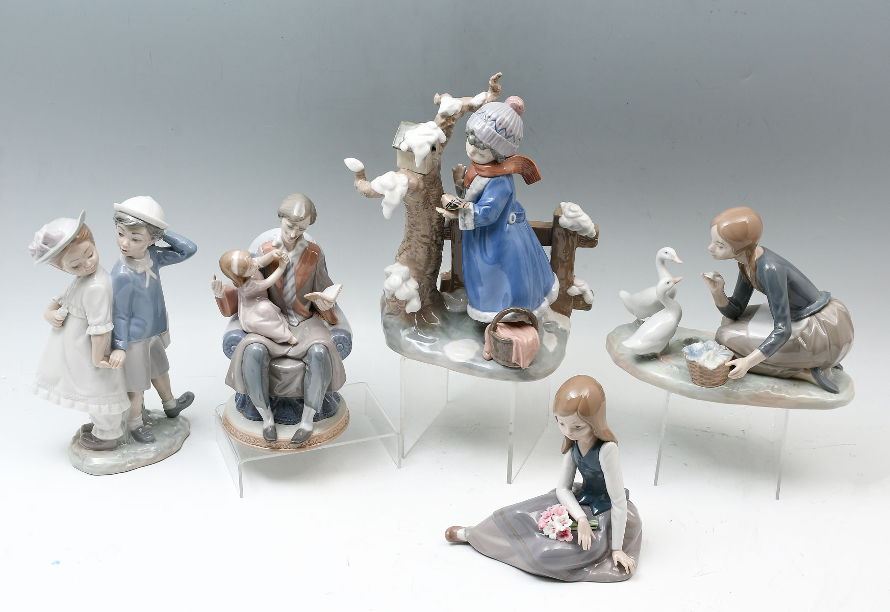 Appraisal: PC LLADRO LOT ''Puppy Love'' Retired ''Food for Ducks'' Seated