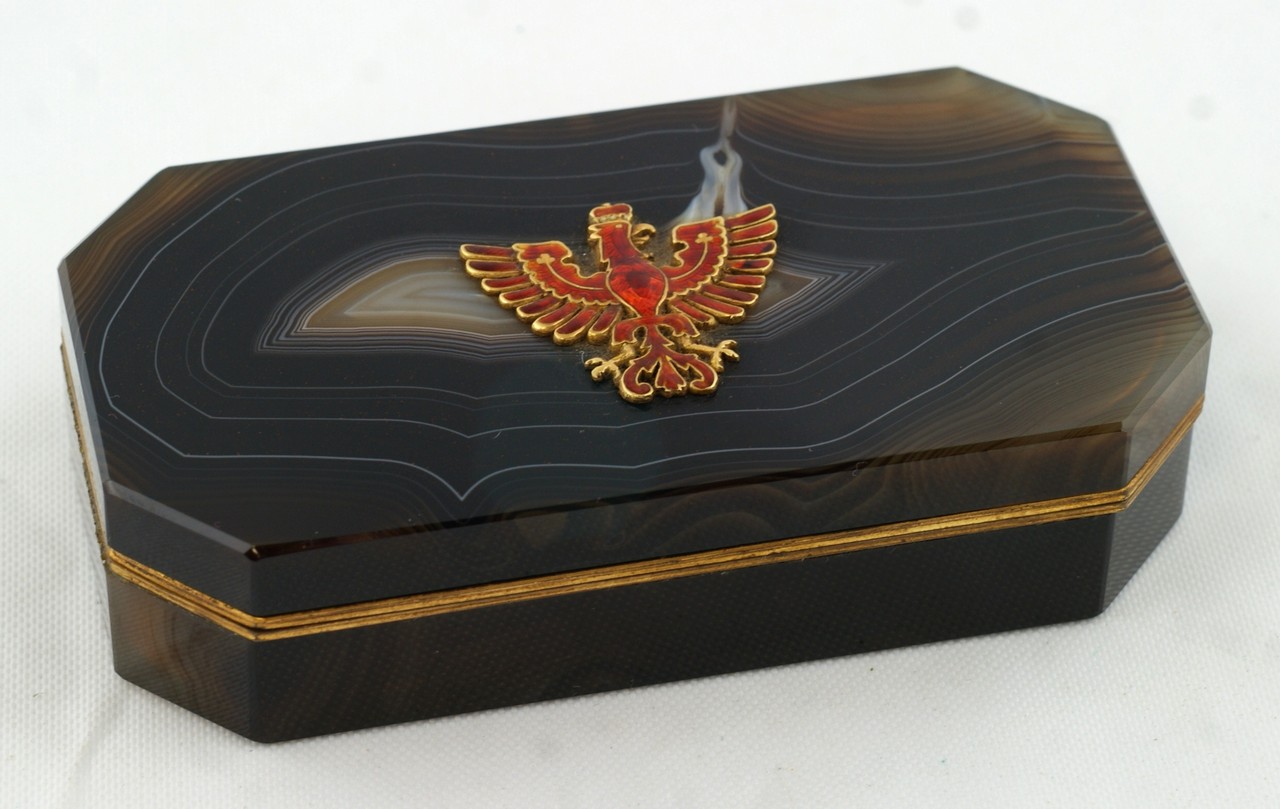 Appraisal: Banded agate miniature box red enameled crowned Imperial Eagle on