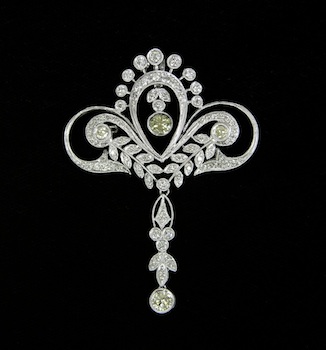 Appraisal: An Edwardian Inspired Diamond Brooch k white gold brooch with