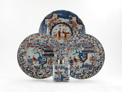 Appraisal: Chinese Imari porcelain comprising a pair of plates a soup