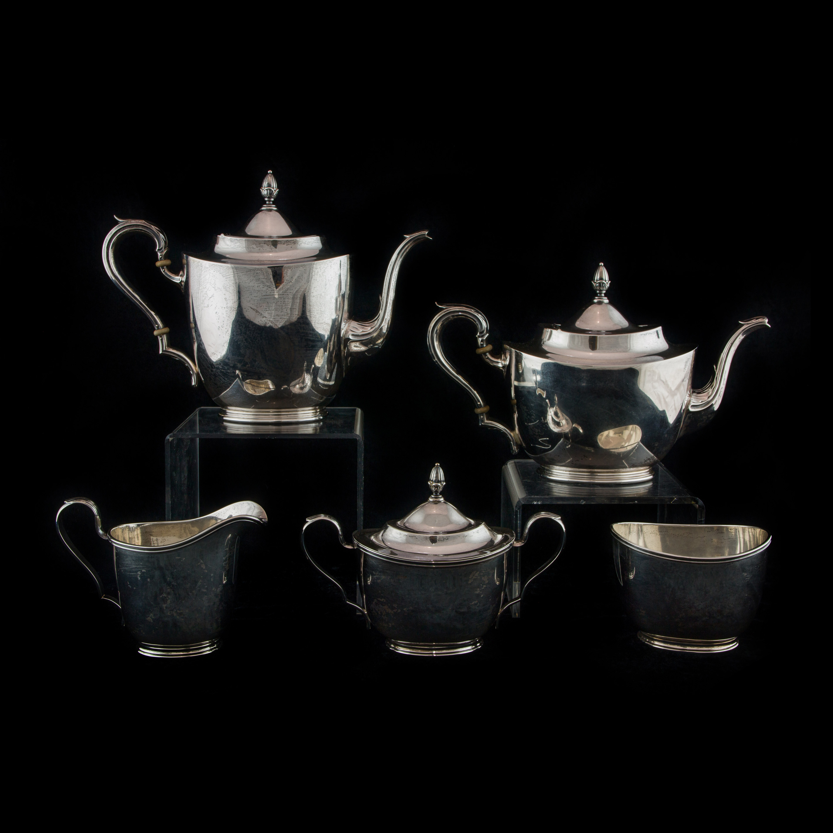 Appraisal: AN INTERNATIONAL RICHMOND STERLING FIVE PIECE HOT BEVERAGE SERVICE Lot