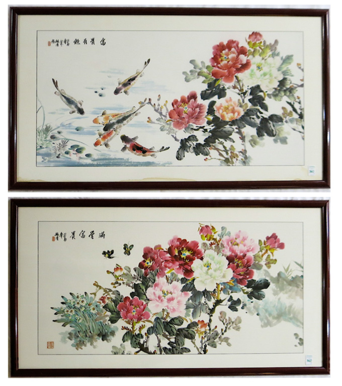 Appraisal: A PAIR OF CONTEMPORARY CHINESE WATERCOLORS ON PAPER flowers butterflies