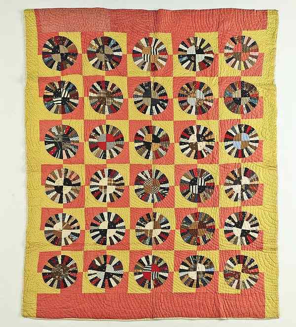 Appraisal: Pieced Dresden Plate quilt ca x