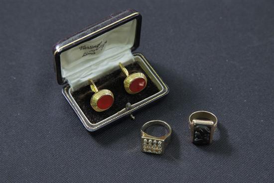 Appraisal: THREE PIECES MENS JEWELRY Pair of cufflinks marked '' K''